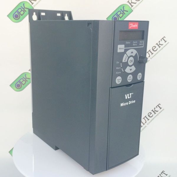 132F0024 Danfoss VLT Micro Drive FC 51 3 кВт/3ф - Частотний перетворювач 132F0024 фото